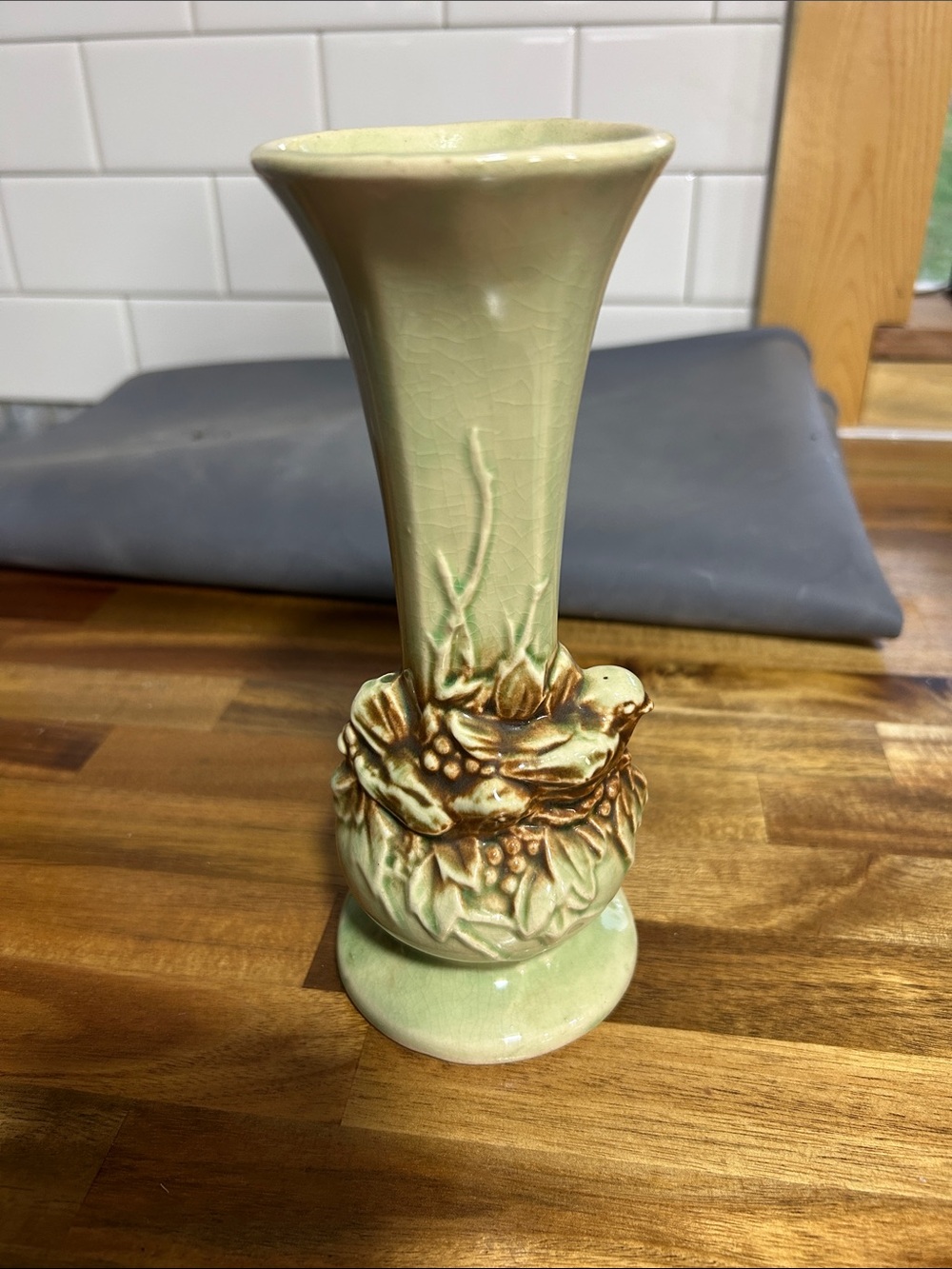1950’s Mc Coy Ceramic Green Bird nesting Bud Vase - vintage